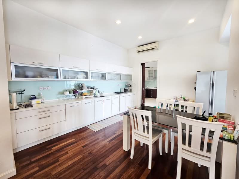 Condominium for Sale at Springtide Residences - Eiffel Huam - Kitchen - PropertyGuru.com.my