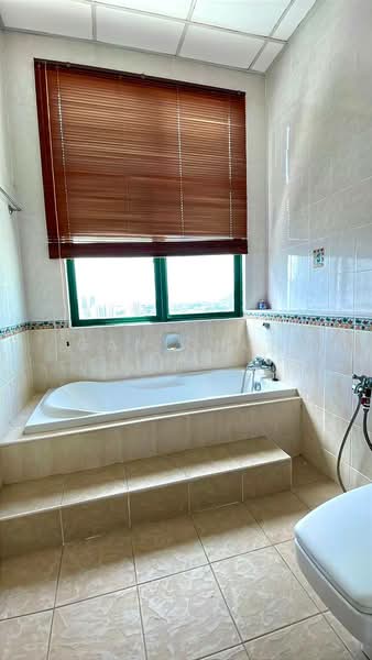 Condominium for Rent at Tanjung Park Condominium - Gan Chun Kai - Bathroom - PropertyGuru.com.my