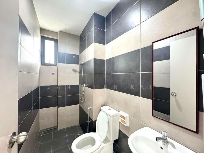 Condominium for Rent at Edge 360 - Gan Chun Kai - Bathroom - PropertyGuru.com.my