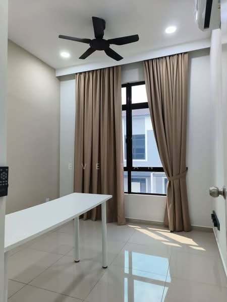 2-storey Terraced House for Rent in Masai (Johor) - Eve Tan - Study - PropertyGuru.com.my