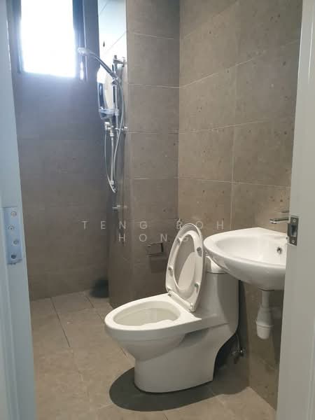 Kondominium untuk Disewa di Verando Residence - Teng Poh Hong - Bathroom - PropertyGuru.com.my