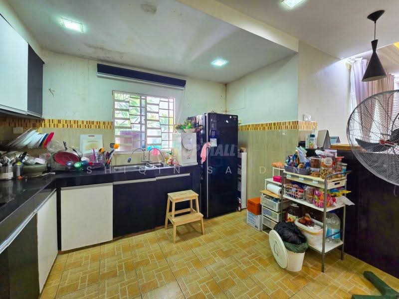 Cluster House for Sale in Alam Suria (Puncak Alam) - Shiqin Saidin - Kitchen - PropertyGuru.com.my
