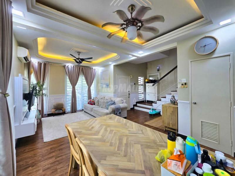 Cluster House for Sale in Alam Suria (Puncak Alam) - Shiqin Saidin - Living Room - PropertyGuru.com.my