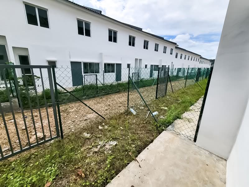 2-storey Terraced House for Sale in Taman Scientex Rawang (Rawang) - TK Chin - Exterior - PropertyGuru.com.my