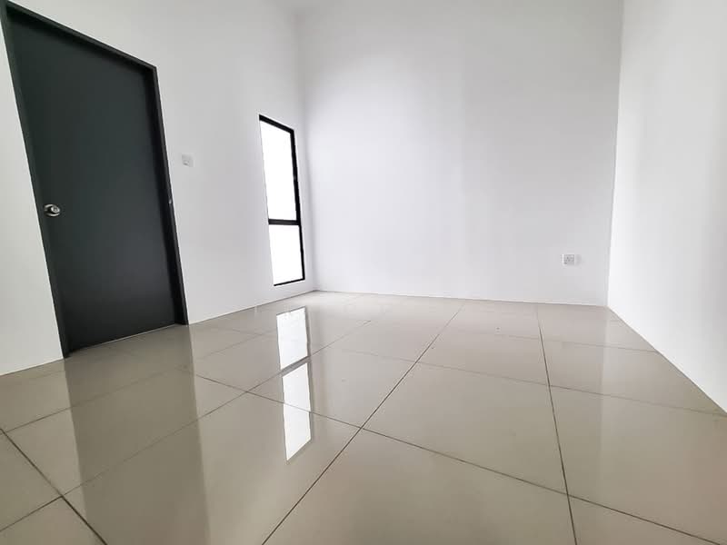 Rumah Berkembar untuk Dijual di Taman Scientex Rawang (Rawang) - TK Chin - Interior - PropertyGuru.com.my