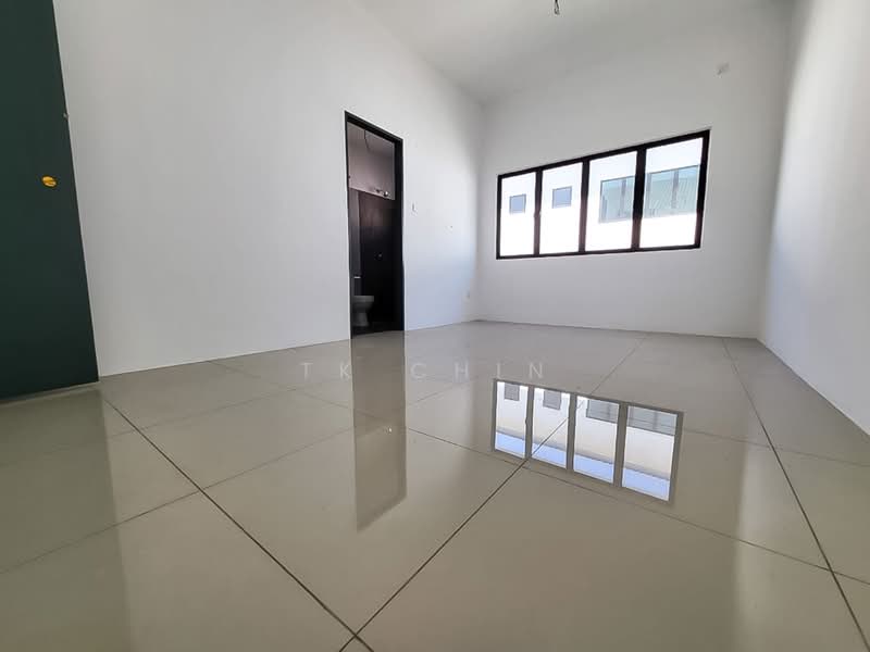 Rumah Berkembar untuk Dijual di Taman Scientex Rawang (Rawang) - TK Chin - Interior - PropertyGuru.com.my