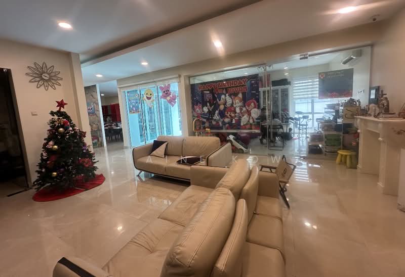 Semi-Detached House for Sale in Petaling Jaya (Selangor) - Elaine Kow - Living Room - PropertyGuru.com.my
