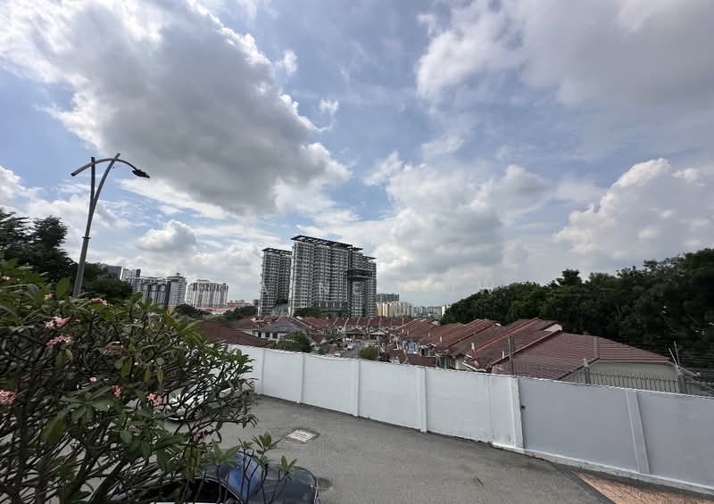 Semi-Detached House for Sale in Petaling Jaya (Selangor) - Elaine Kow - Exterior - PropertyGuru.com.my