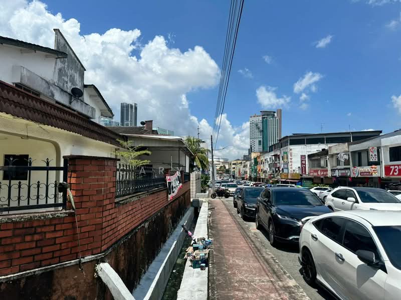 Shop for Rent in Taman Maju Jaya (Johor Bahru) - Caryn Ter - Exterior - PropertyGuru.com.my