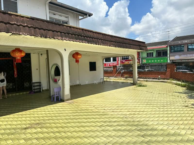 Shop for Rent in Taman Maju Jaya (Johor Bahru) - Caryn Ter - Exterior - PropertyGuru.com.my