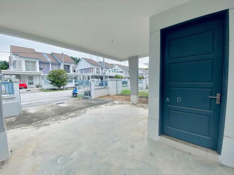 Semi-Detached House for Sale in Shah Alam (Selangor) - WATIE MUHAMAD - Exterior - PropertyGuru.com.my