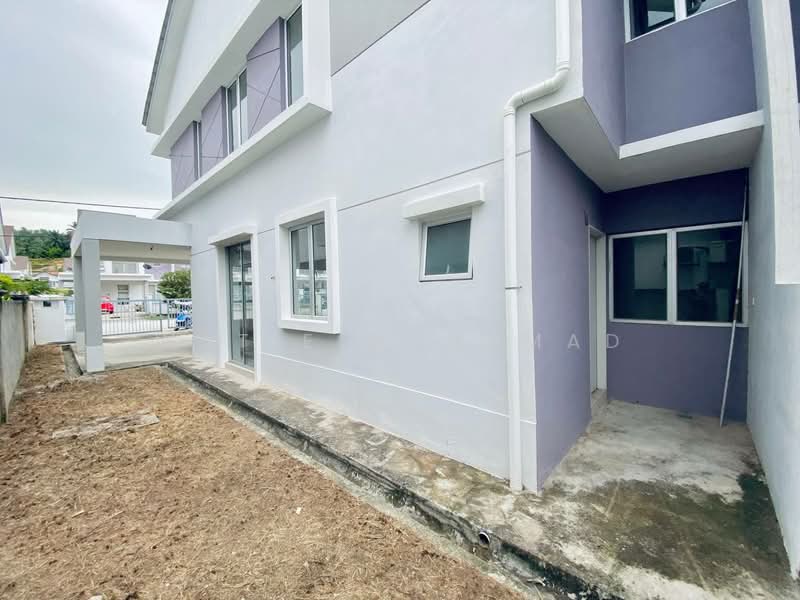 Semi-Detached House for Sale in Shah Alam (Selangor) - WATIE MUHAMAD - Exterior - PropertyGuru.com.my