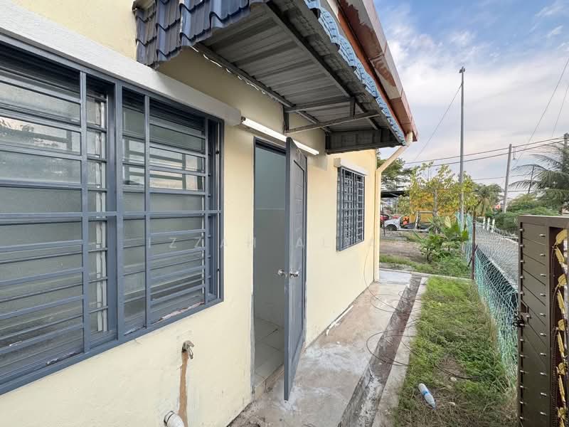 Rumah Teres 1 Tingkat untuk Dijual di Taman Desa Bukit Permata (Kapar) - Izzah Alias - PropertyGuru.com.my