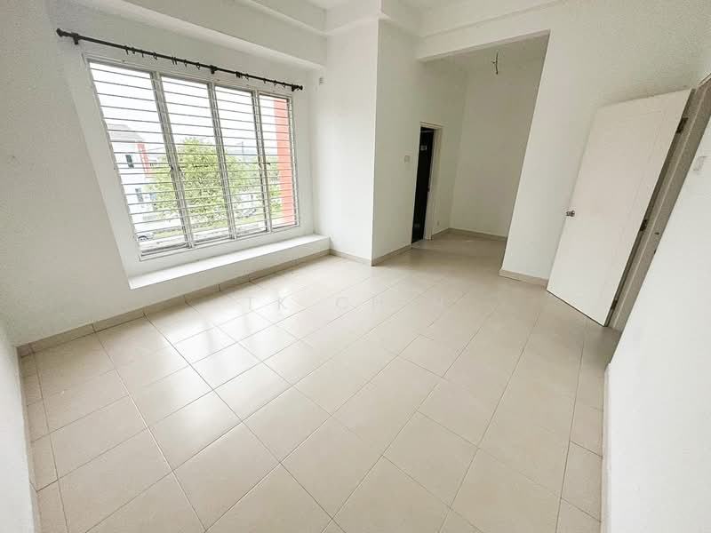 Rumah Teres 2 Tingkat untuk Dijual di Bandar Seri Coalfields (Ijok) - TK Chin - Interior - PropertyGuru.com.my