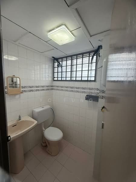 Pangsapuri untuk Disewa di Daya View - YC Fung - Bathroom - PropertyGuru.com.my