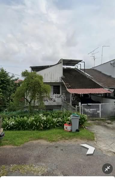 Semi-Detached House for Sale in Taman Pelangi (Johor Bahru) - Johnson Chong - Exterior - PropertyGuru.com.my
