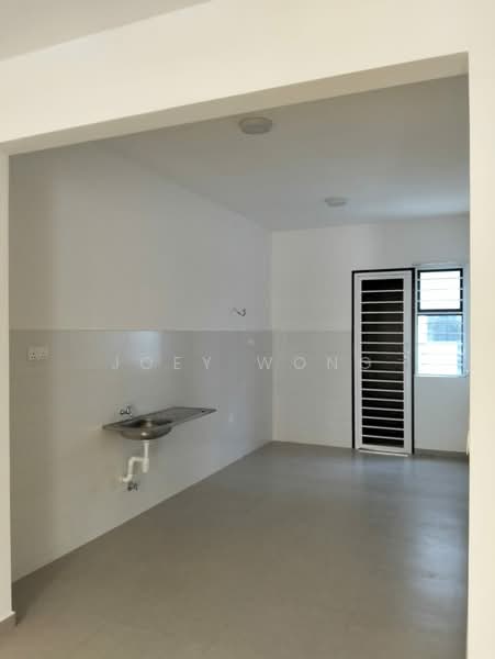 2-storey Terraced House for Rent in TAMAN PUCHONG UTAMA (Puchong) - Joey Wong - Kitchen - PropertyGuru.com.my