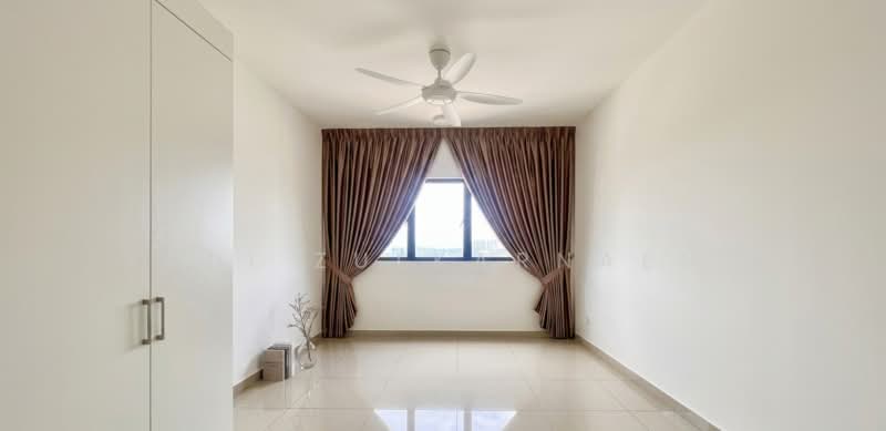 Service Residence for Sale at Huni @ Eco Ardence - Adi Zulkarnaen - Room - PropertyGuru.com.my