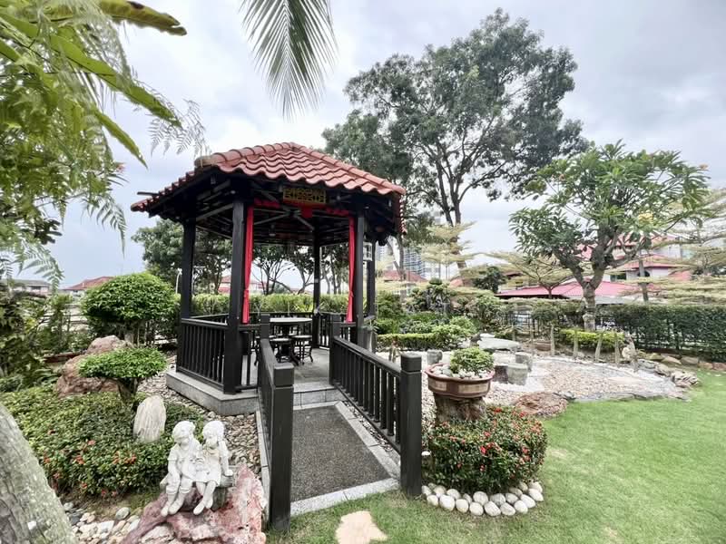 Semi-Detached House for Sale in Taman Molek (Johor Bahru) - Yik Tat - PropertyGuru.com.my
