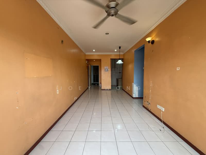 Apartment for Sale at Sri Teratai Apartment - Joey Wong - Living Room - PropertyGuru.com.my