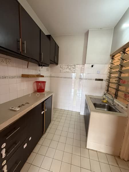 Apartment for Sale at Sri Teratai Apartment - Joey Wong - Kitchen - PropertyGuru.com.my