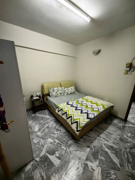 Pangsapuri untuk Dijual di Sri Jinjang - Frankie Ong - Bedroom - PropertyGuru.com.my