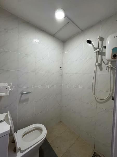 Rumah Teres 1 Tingkat untuk Disewa di Taman Pelangi (Johor Bahru) - Tony Lim - Bathroom - PropertyGuru.com.my