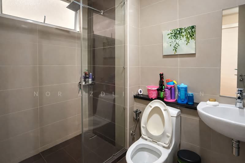 Condominium for Sale at Surian Residences - Nor Azdlin Adnan - Bathroom - PropertyGuru.com.my