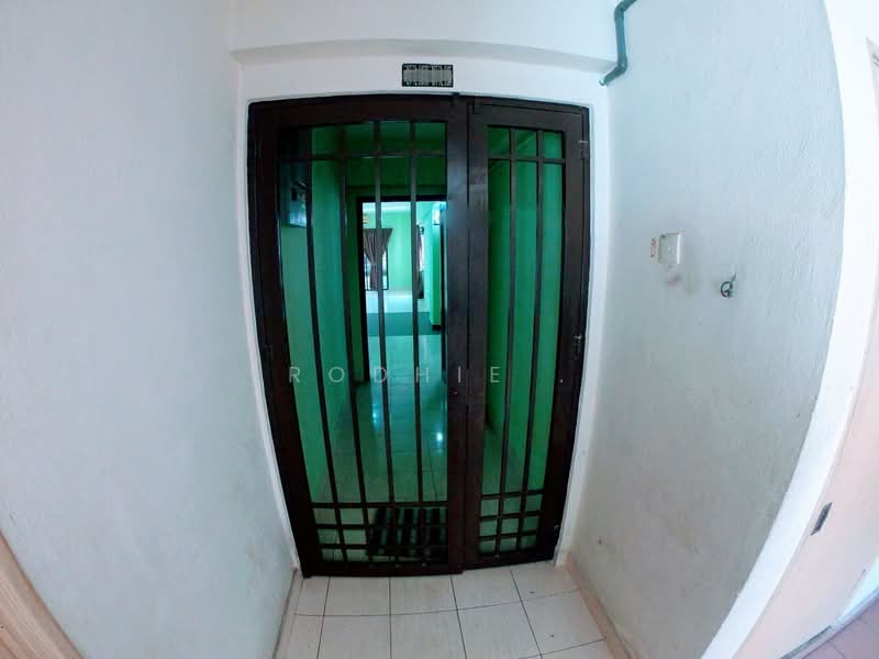 Condominium for Sale at Villa Pawana - Rodhie . - Corridor - PropertyGuru.com.my