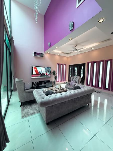 Rumah Teres 2 Tingkat untuk Dijual di Taman Laguna (Johor Bahru) - Robin Lim - Living Room - PropertyGuru.com.my
