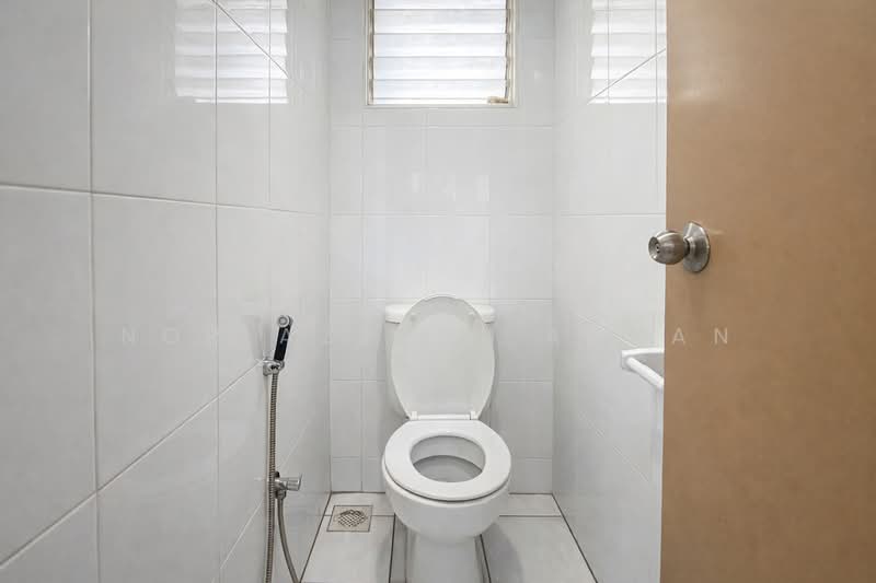 Office for Sale in Ara Damansara (Petaling Jaya) - Nor Azdlin Adnan - Bathroom - PropertyGuru.com.my
