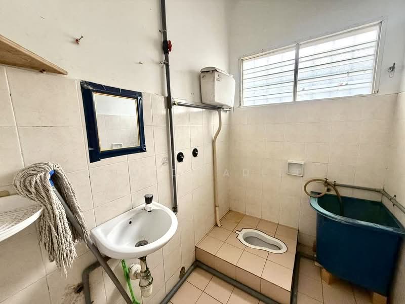 For Sale - Taman Pinggiran Putra