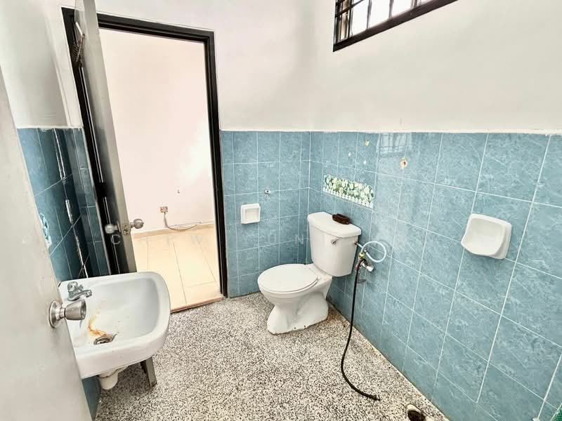 Rumah Teres 2 Tingkat untuk Dijual di Iskandar Puteri (Nusajaya) (Johor) - Chew Yun Chan - Bathroom - PropertyGuru.com.my
