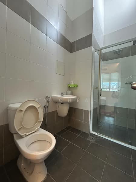 2-storey Terraced House for Sale in Taman Lapangan Setia (Ipoh) - YY Cheah - Bathroom - PropertyGuru.com.my