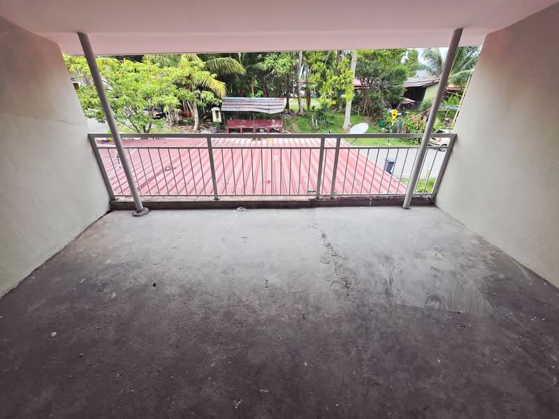 2-storey Terraced House for Sale in Senawang (Negeri Sembilan) - Azrul Othman - Balcony - PropertyGuru.com.my