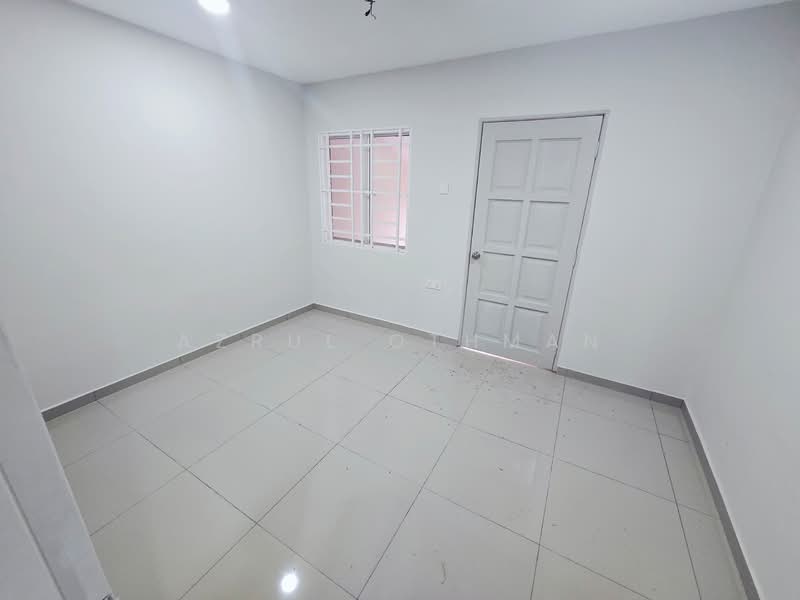 2-storey Terraced House for Sale in Senawang (Negeri Sembilan) - Azrul Othman - Interior - PropertyGuru.com.my