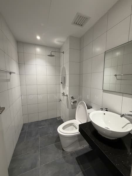 Servis Apartment untuk Disewa di Chambers - Edwin Cheng - Bathroom - PropertyGuru.com.my