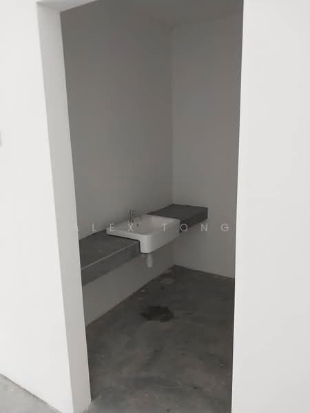 Kedai untuk Disewa di Denai Alam (Shah Alam) - Alex Tong - Bathroom - PropertyGuru.com.my