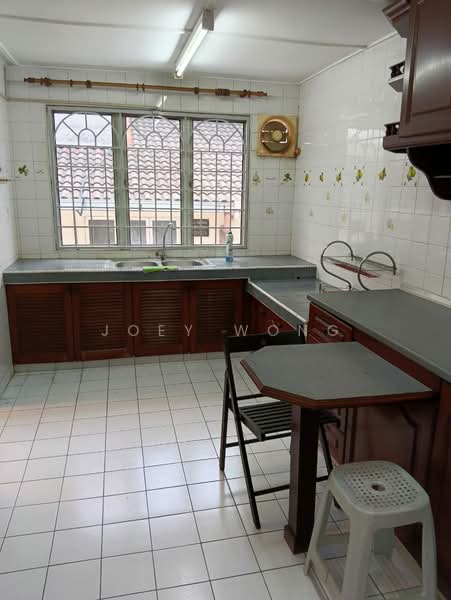 2-storey Terraced House for Rent in Subang Jaya (Selangor) - Joey Wong - Kitchen - PropertyGuru.com.my