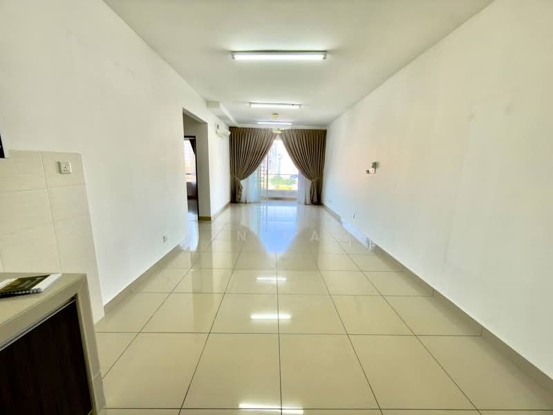 Service Residence for Sale at Platinum Lake PV 21 - Fauran Nawawi - Living Room - PropertyGuru.com.my