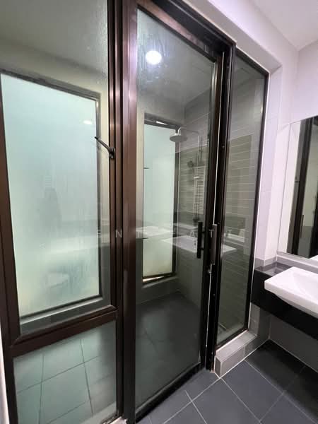 3-storey Terraced House for Sale in Perdana Residence 2 (Batu Caves) - Kent Fatt - Bathroom - PropertyGuru.com.my