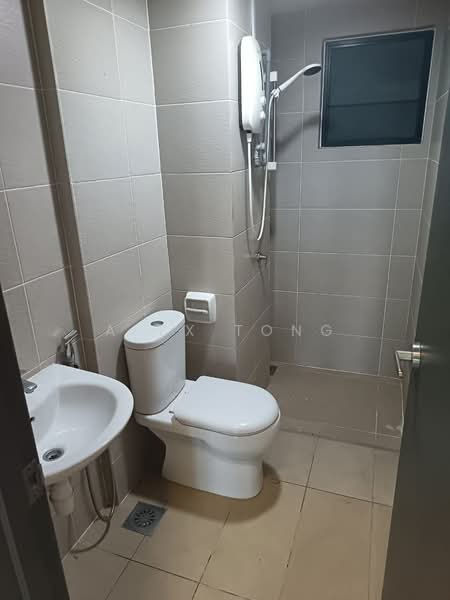 Servis Apartment untuk Dijual di Emira Residence - Alex Tong - Bathroom - PropertyGuru.com.my