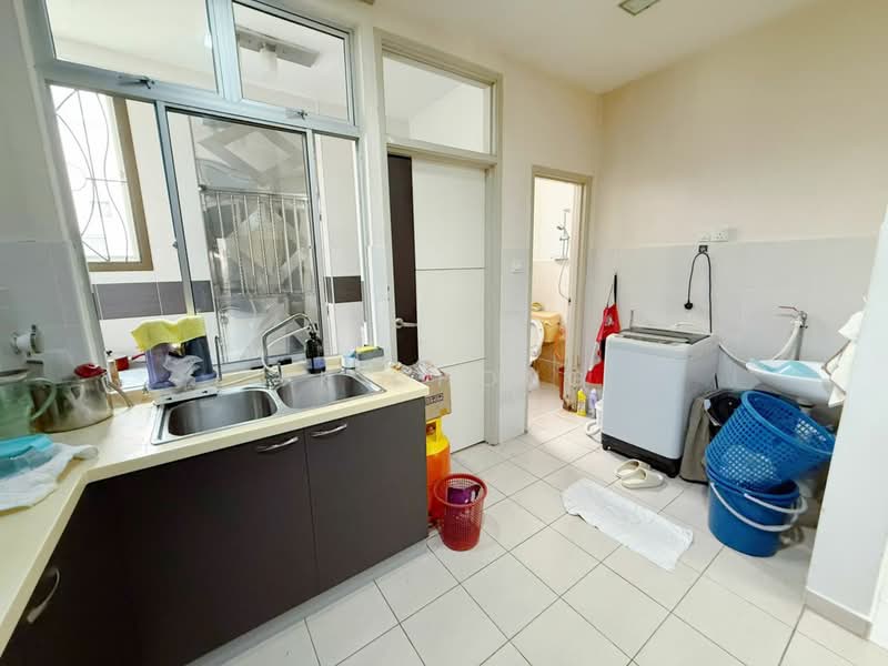 Rumah Teres 2 Tingkat untuk Dijual di Taman Setia Indah (Tebrau) - VK Chong - Kitchen - PropertyGuru.com.my