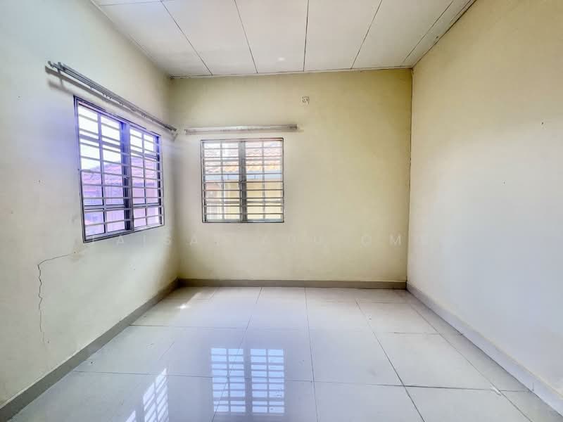 Semi-Detached House for Sale in Bandar Bukit Mahkota (Bangi) - Faisal Abu Omar - Interior - PropertyGuru.com.my