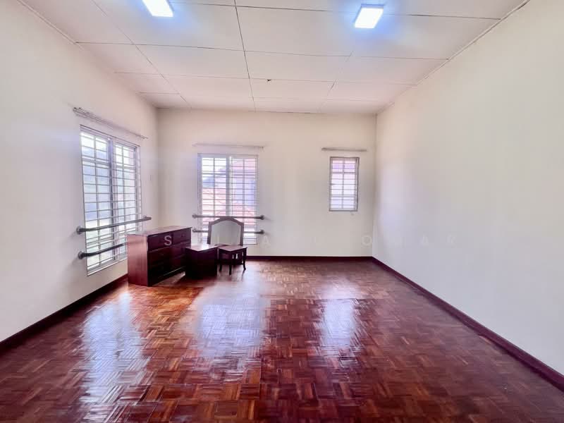 Semi-Detached House for Sale in Bandar Bukit Mahkota (Bangi) - Faisal Abu Omar - Interior - PropertyGuru.com.my