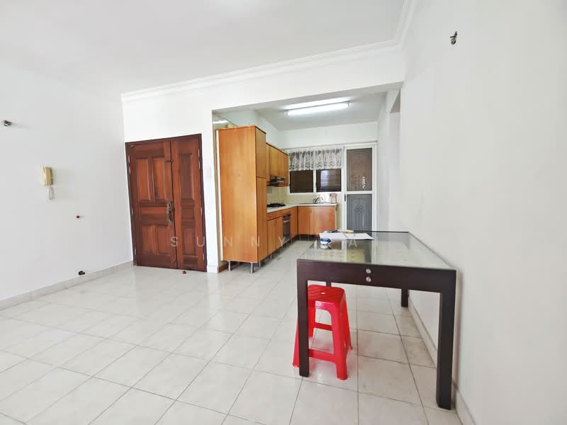 Kondominium untuk Dijual di Gurney Park Condominium - Sunny Lai - Kitchen - PropertyGuru.com.my