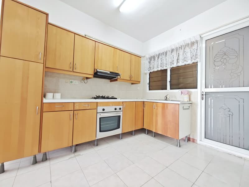 Kondominium untuk Dijual di Gurney Park Condominium - Sunny Lai - Kitchen - PropertyGuru.com.my