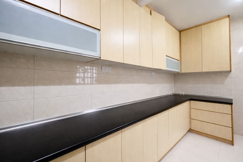 Rumah Teres untuk Dijual di Subang Jaya (Selangor) - Aziz Abdullah - Kitchen - PropertyGuru.com.my