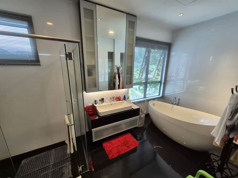 Bungalow for Sale in Saujana (Selangor) - CHRIS LEE - Bathroom - PropertyGuru.com.my