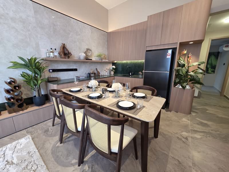 Cluster House for Sale in Forest City (Gelang Patah) - Joanna Koo - Dining Room - PropertyGuru.com.my